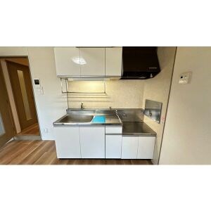 ロイメント名駅 キッチン