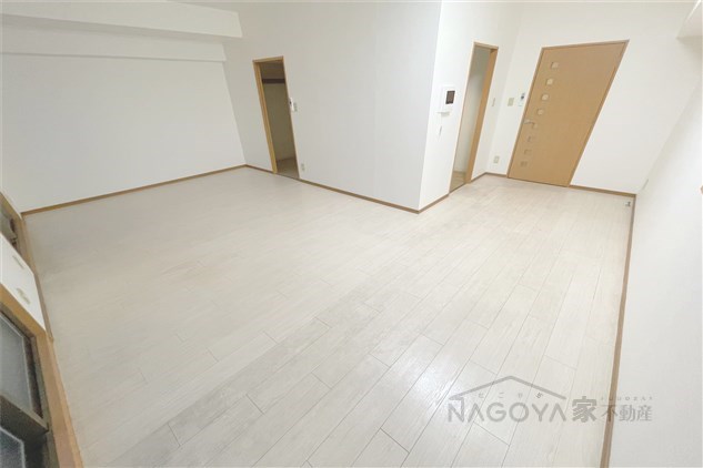 メゾン・ド・オーキッド リビング