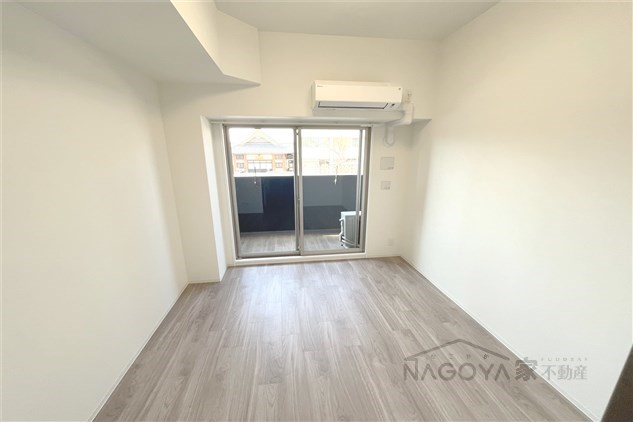 プレサンス吹上駅前エテルノ リビング