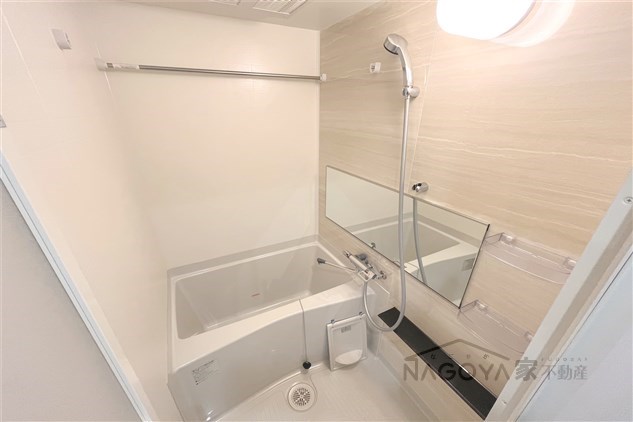 プレサンス吹上駅前エテルノ 風呂画像