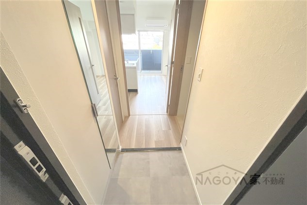 プレサンス吹上駅前エテルノ 玄関