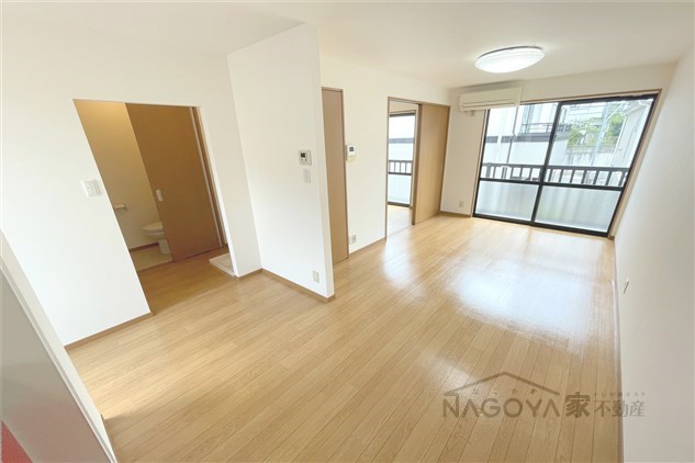 シャルム赤坂 リビング