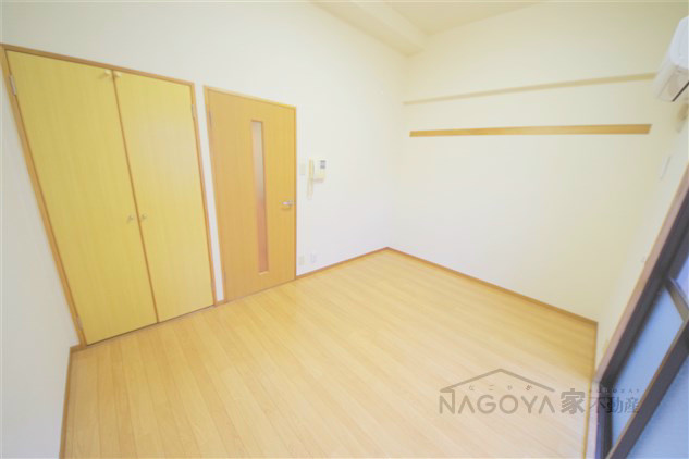 内山ハイライズ ベッドルーム