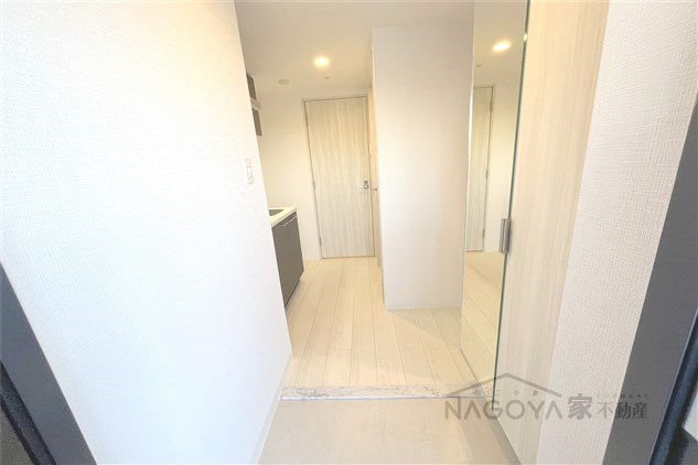 CREST TAPP黒川 玄関