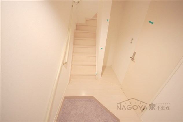 グローバルスタンス 玄関