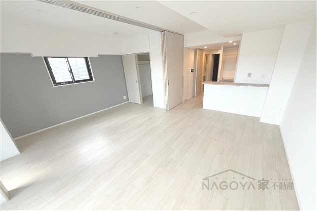 ザ・パークハビオ名古屋松原 リビング