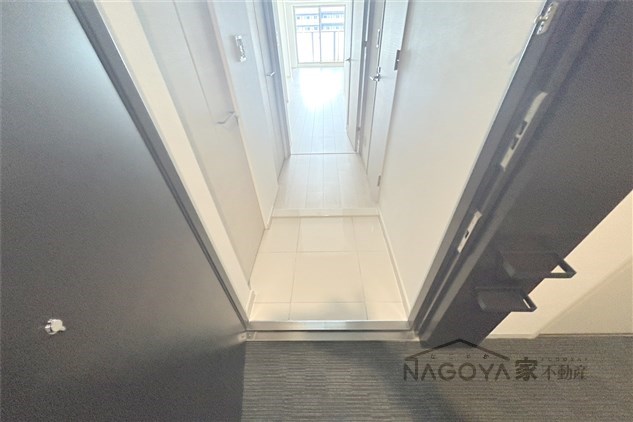 プレサンスレイズ泉高岳駅前 玄関