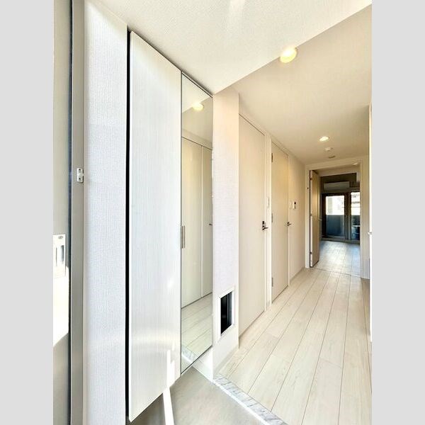 エスリード大曽根アヴェール 玄関