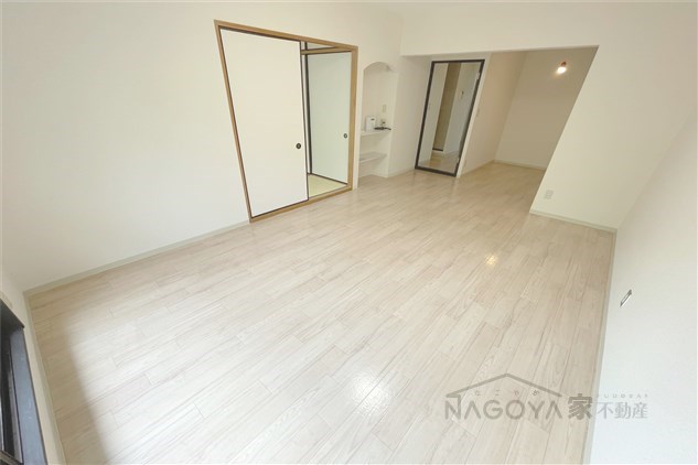 ヴェルデュール八事 リビング