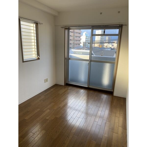 ワンコレクト神田 リビング