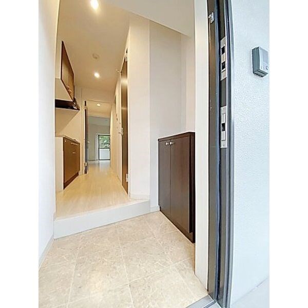 スカイコート千代田 玄関