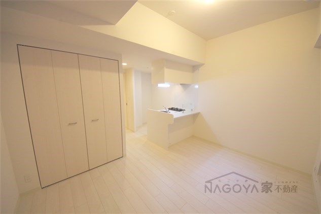 アドバンス名古屋モクシー ベッドルーム