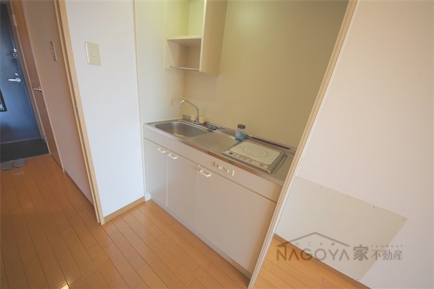 サンマール牛巻 キッチン