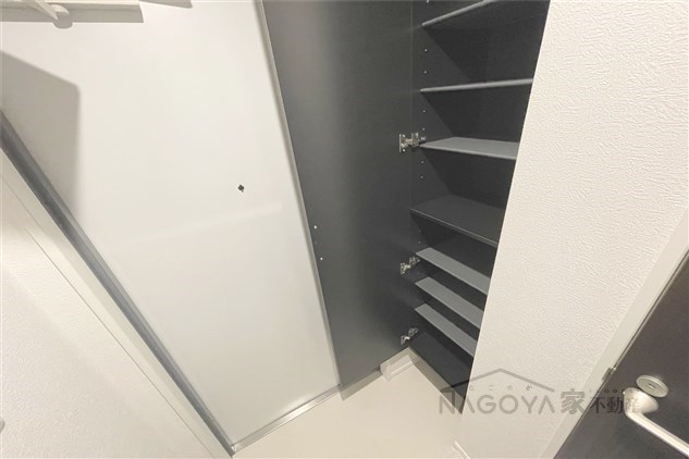 Cherim Luce 新瑞橋 玄関