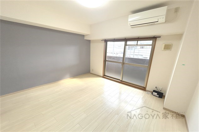 ルトゥール リビング