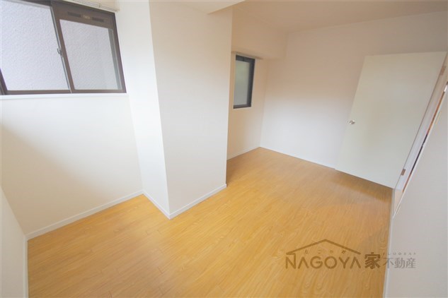 伊藤ビル ベッドルーム