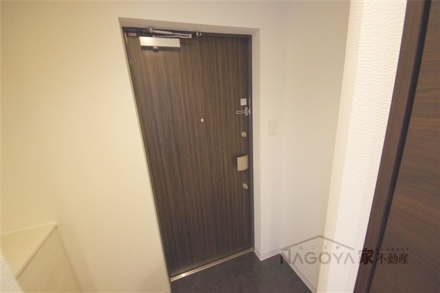 S-RESIDENCE上前津 玄関