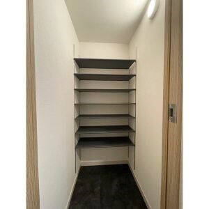 ファステート葵桜通リブレ 玄関