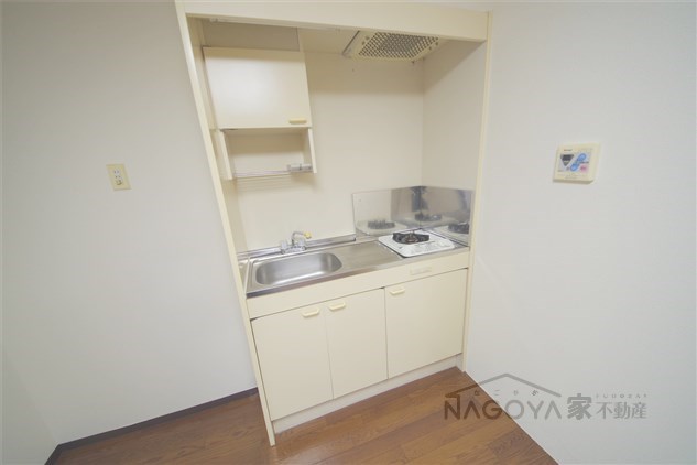 プレアール名古屋金山 キッチン