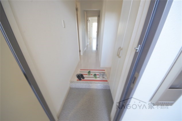 プレミアコート星ヶ丘 玄関