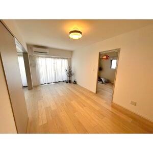 ポルタニグライースト その他2