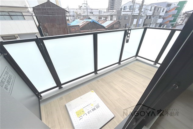 ルネフラッツ浄心 ベランダ