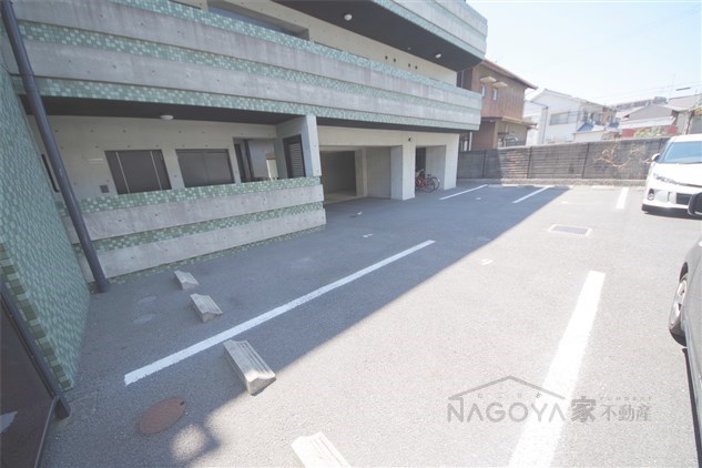 ＳＯＡＲ 駐車場
