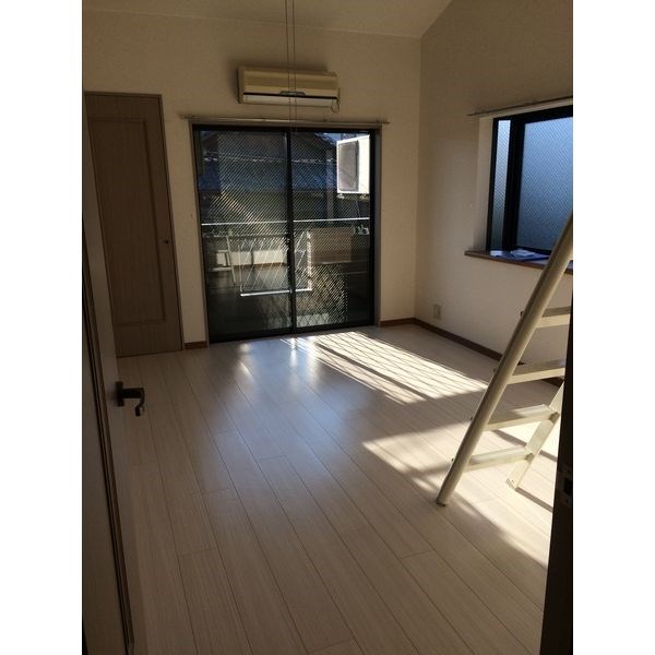 ファミールエス リビング