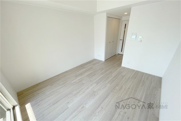 エスリード葵広小路通 リビング