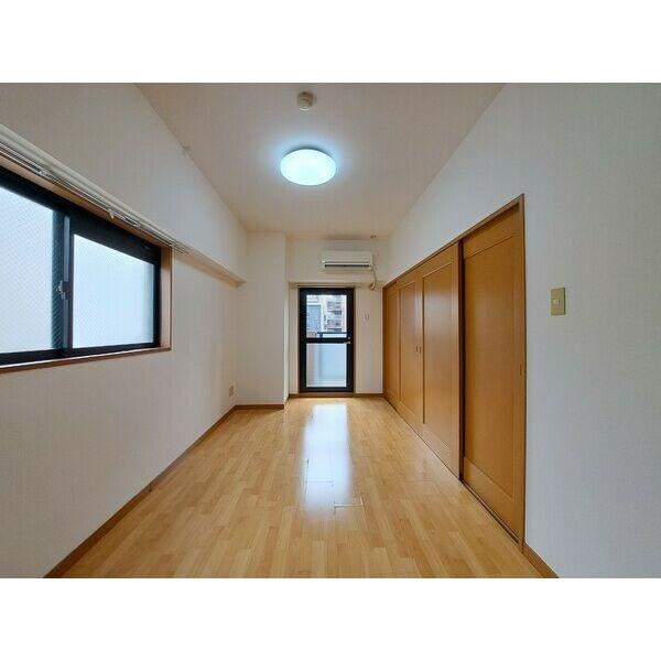 フォルクランド那古野 リビング