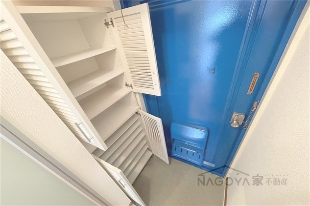 第六加藤ビル 玄関