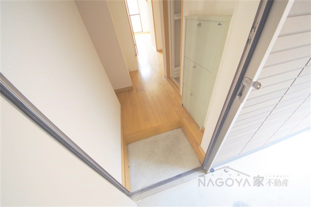 ＴＫロイヤルコーポ 玄関