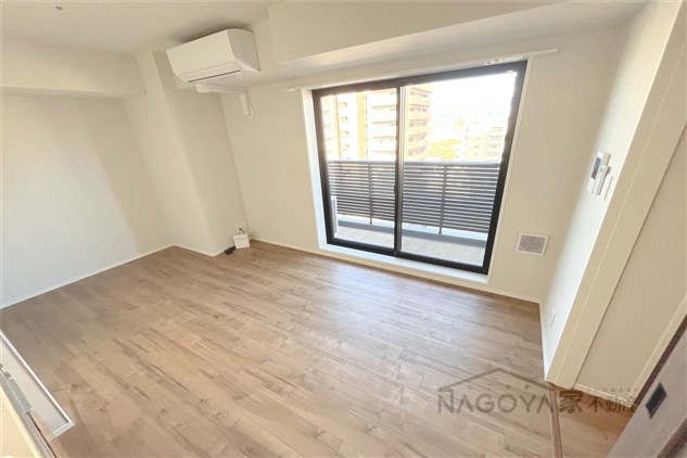 アヴェニール徳川 リビング