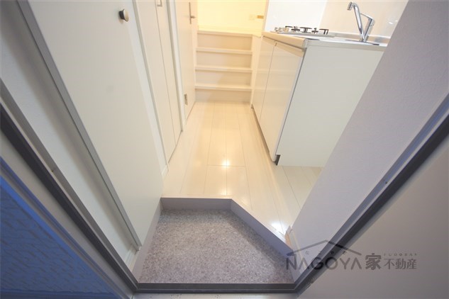 アーバンリュクス 玄関