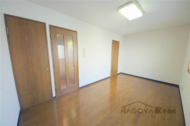 スターブル今池 リビング