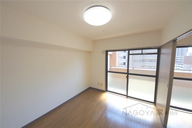 ザ・モーク桜山 ベッドルーム