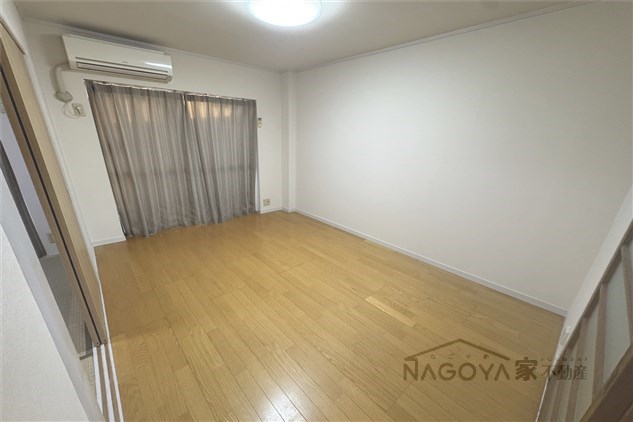 ヴィラ南山 ベッドルーム