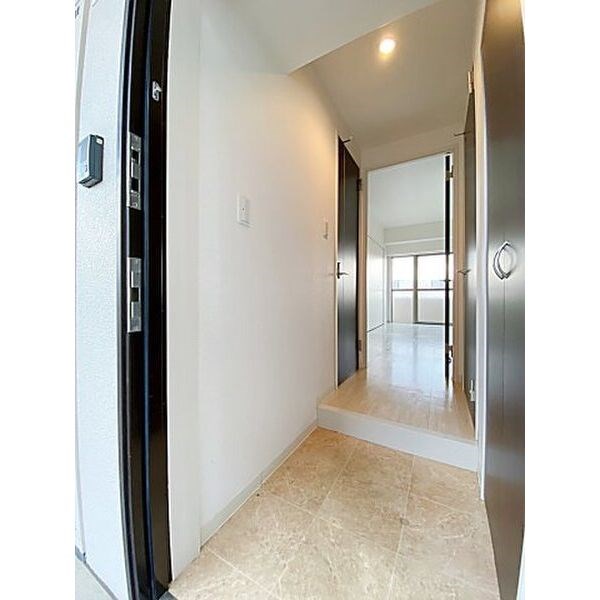 スカイコート松原 玄関