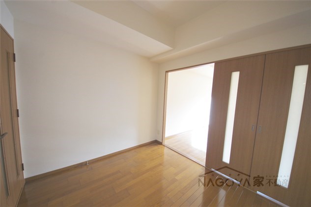 ブランメゾン八龍 リビング