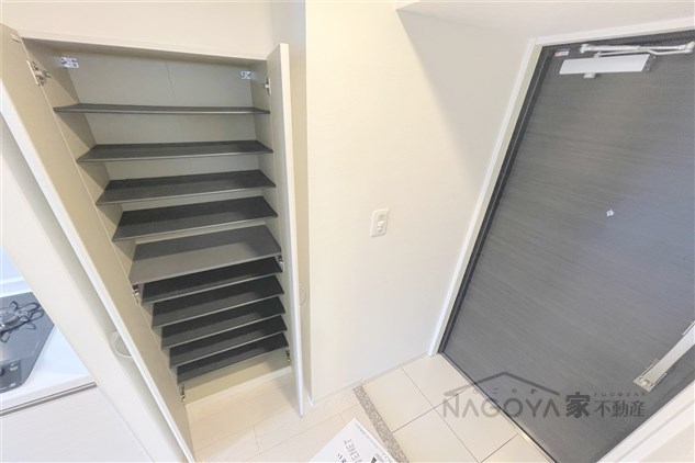 アプリーレ千代田 玄関