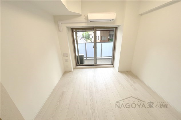 プレサンス名古屋ルーカス リビング