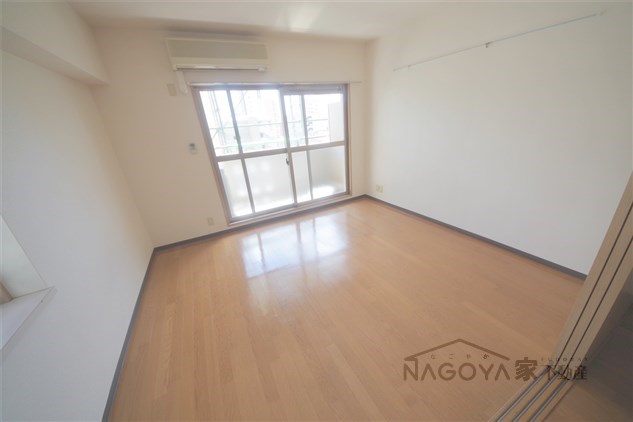 新栄アーバンハイツ リビング