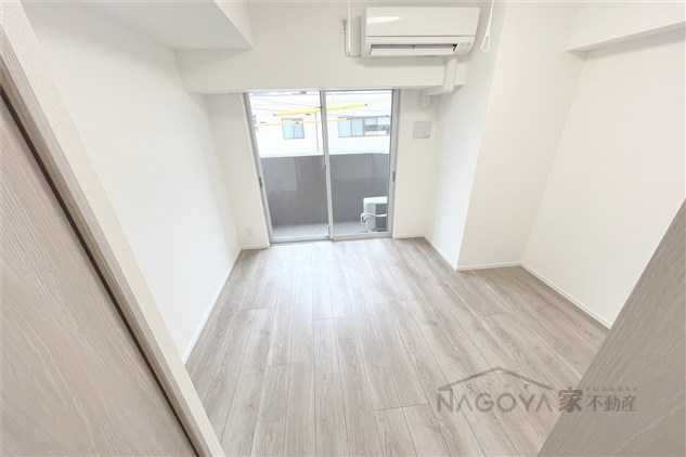 ディアレイシャス東別院Ⅲ リビング