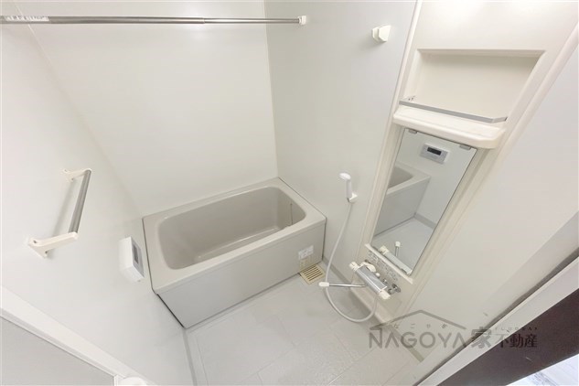 シーム・ドエル筒井 風呂画像