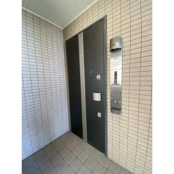 藤和八事緑ヶ岡ホームズ 玄関