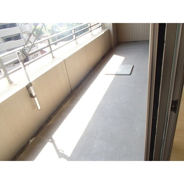 藤和八事緑ヶ岡ホームズ ベランダ