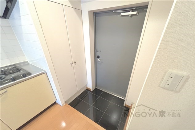 プロシード太閤通 玄関