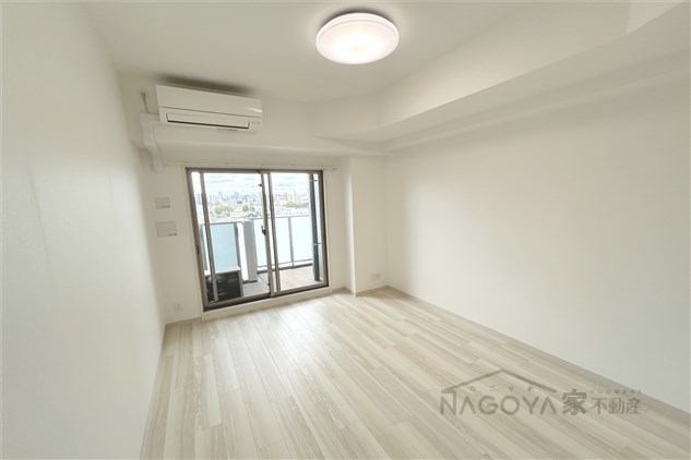 エステムコート名古屋ライブゲート リビング