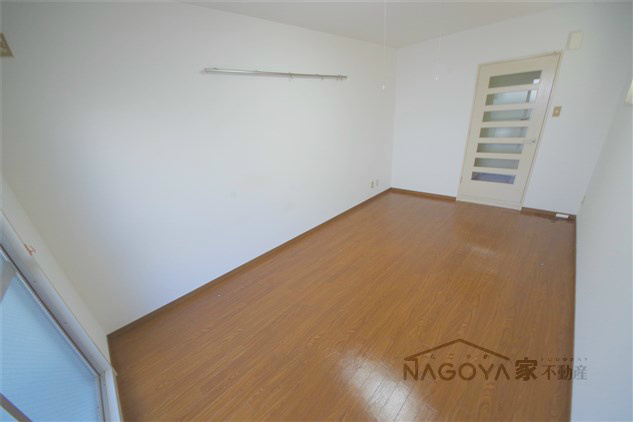 ハイシティ岩田 ベッドルーム