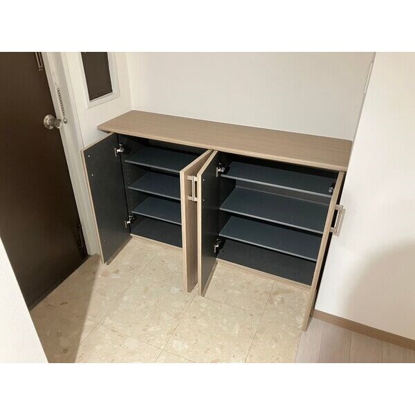 ルミエール瑞穂公園 玄関